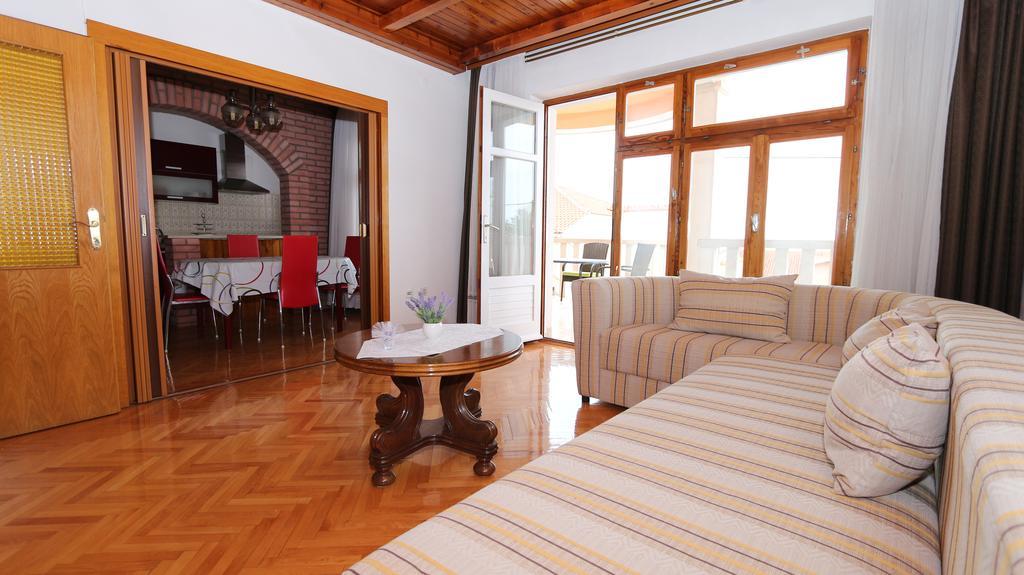 Apartments Villa Flamingo Makarska Bagian luar foto